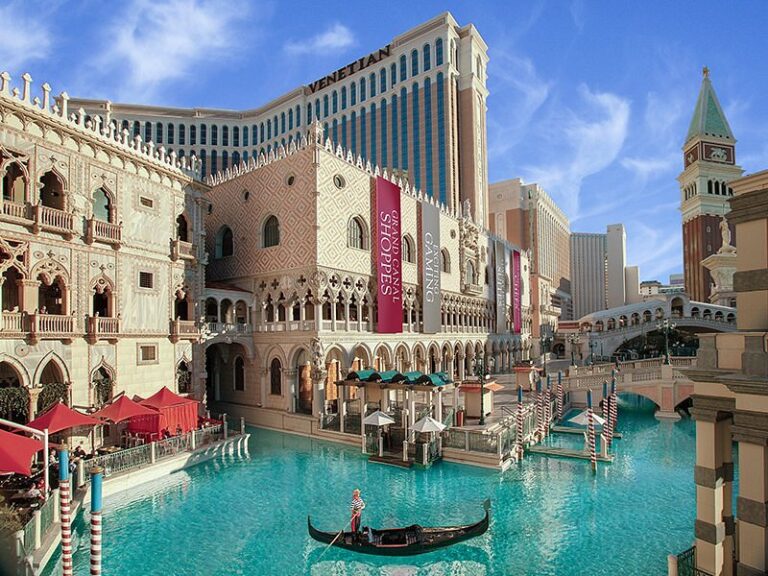 Best Hotels to Stay at in Vegas on the Strip